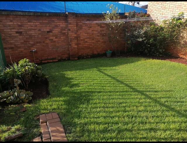 2 BEDROOM PROPERTY TO RENT IN KENLEAF